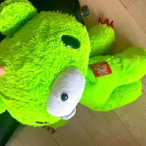 Gloomy bear used bright green